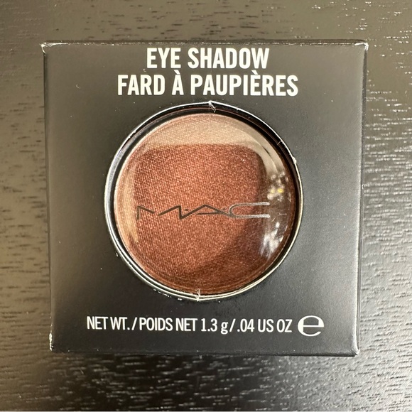 NWOT MAC ANTIQUED Veluxe Pearl Eyeshadow - Picture 3 of 3